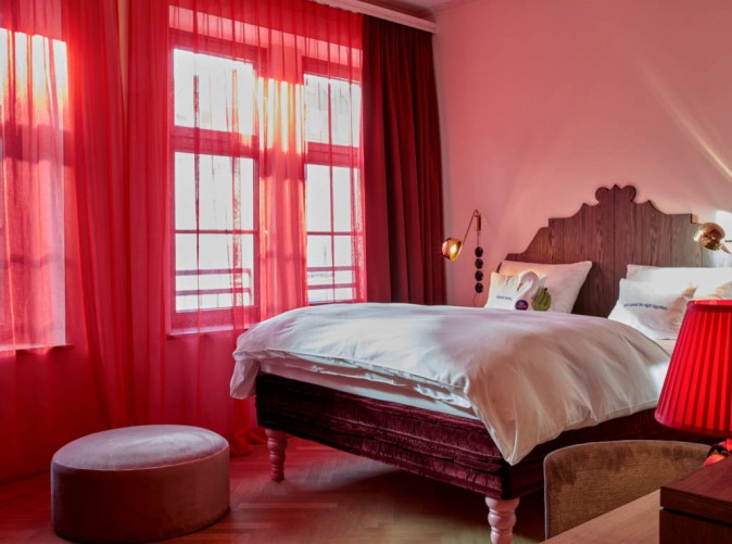 012_Schoene Aussichten Touristik - 25h_RoyalBavarian_SteveHerud_Rooms_GrandChamber_large8